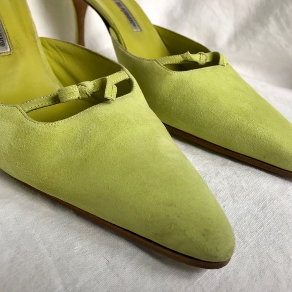 Manolo Blahnik Fresh Green Suede Mule Kittens - Picture 5 of 8